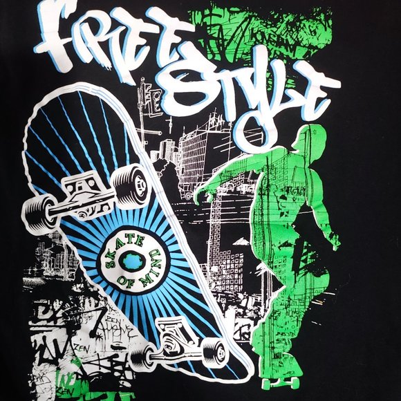Survivelgear Free style skate design T-shirt black boy's size L 12-14 - Picture 2 of 3
